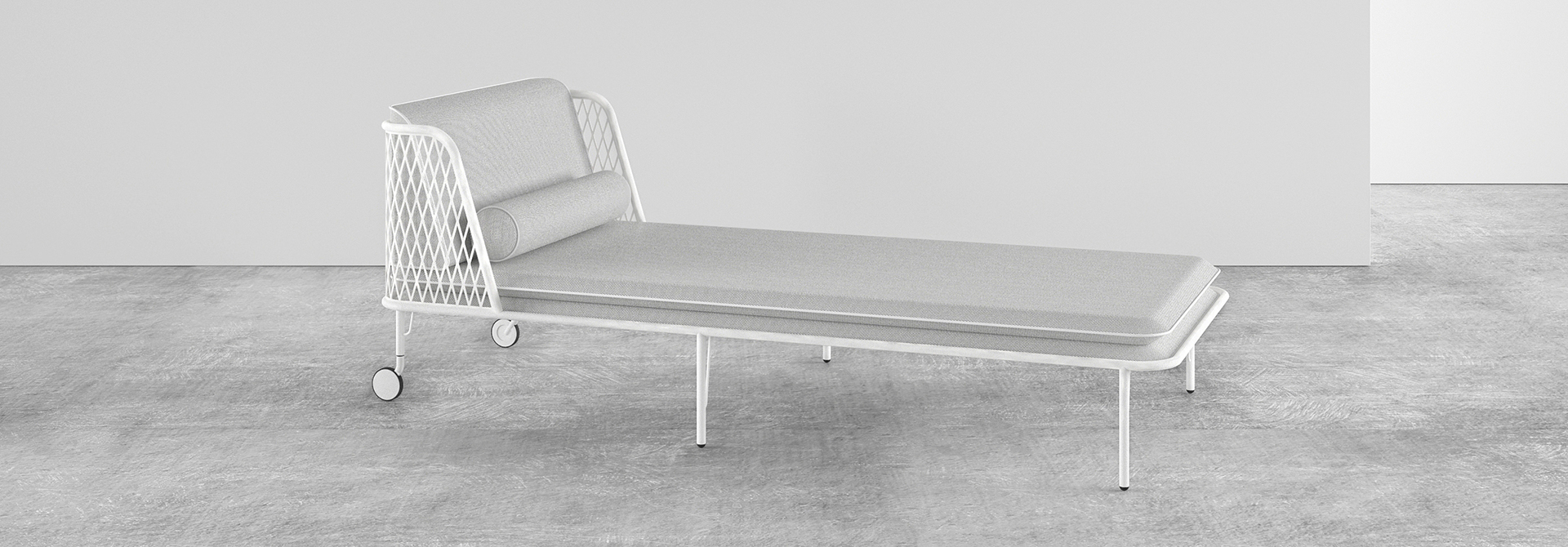 Throne Outdoor Daybed