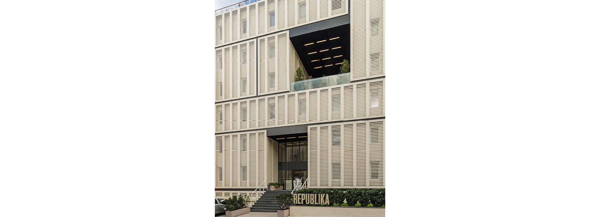Republika Academic Aparts