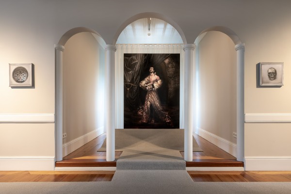 >Taner Ceylan ‘Row Gently, Let Not The Moonlight Awaken’ Exhibition Design