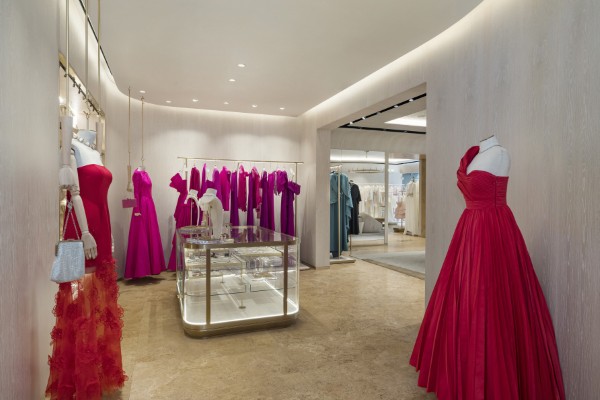 >Tarik Ediz Istanbul Flagship